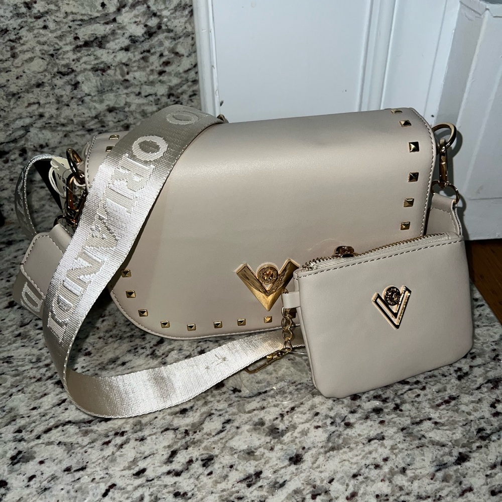 Valentino Orlandi Cream Purse and Wallet
